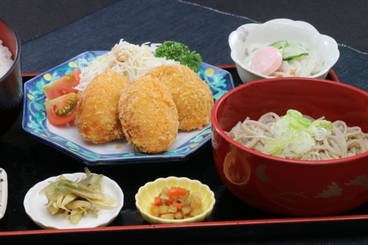 コロッケ定食